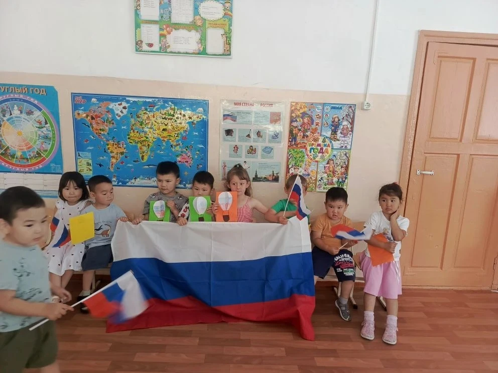 🇷🇺День России в нашем дошкольном отделении: праздник творчества и патриотизма! 
🌈11 июня в дошкол