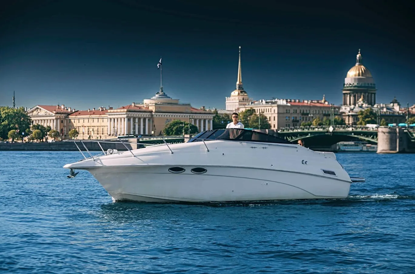 Каталина
👴 до 7 человек
⚓️ Серный остров
🚾 Туалет ➕
💳 от 10 000 час

https://78kater.ru/katera/ka