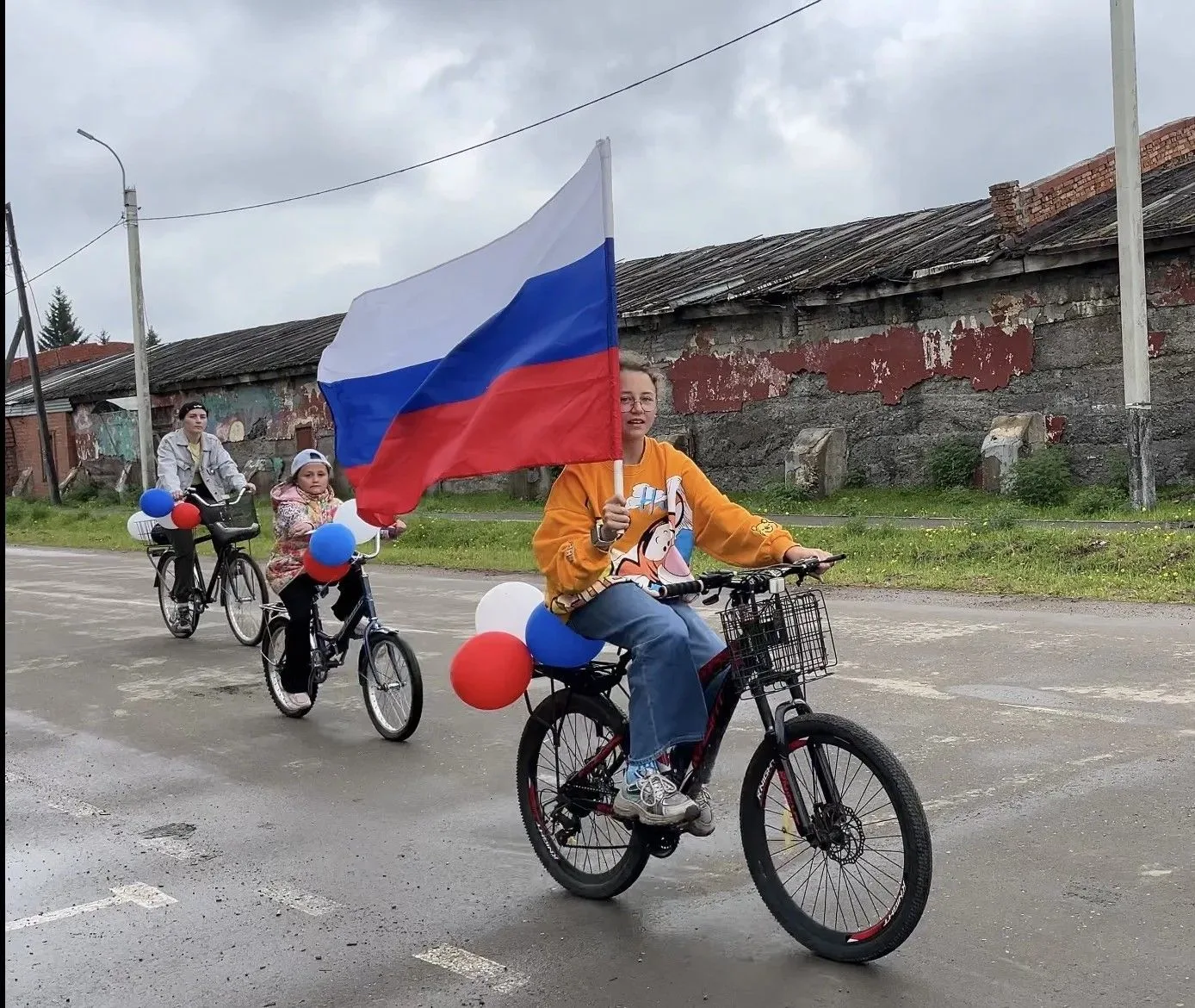 🇷🇺12 июня  страна отмечает замечательную торжественную дату–День России. День России это праздник 