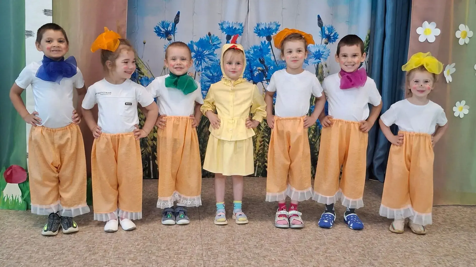 🐣🐥🐤 В детском центре «Родник» прошло весёлое развлечение «Курочка и цыплята», которо...
