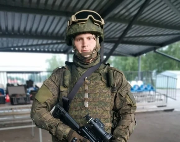 На СВО погиб герой мема «Сафонов, оплатить!» — экс-помощник Жириновского Александр Сафо...