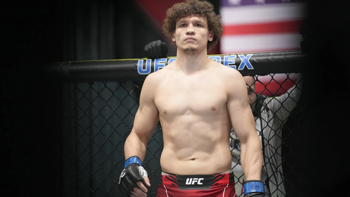 В ночь с 3 на 4 октября в Солт-Лейк-Сити пройдет турнир UFC 332. Главный бой — Наталья ...
