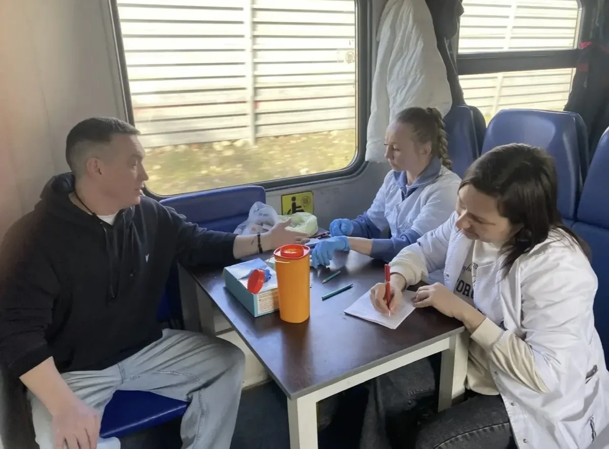 На территории Саратовской области продолжила свою работу «Электричка здоровья»  Сегодня прошла очере