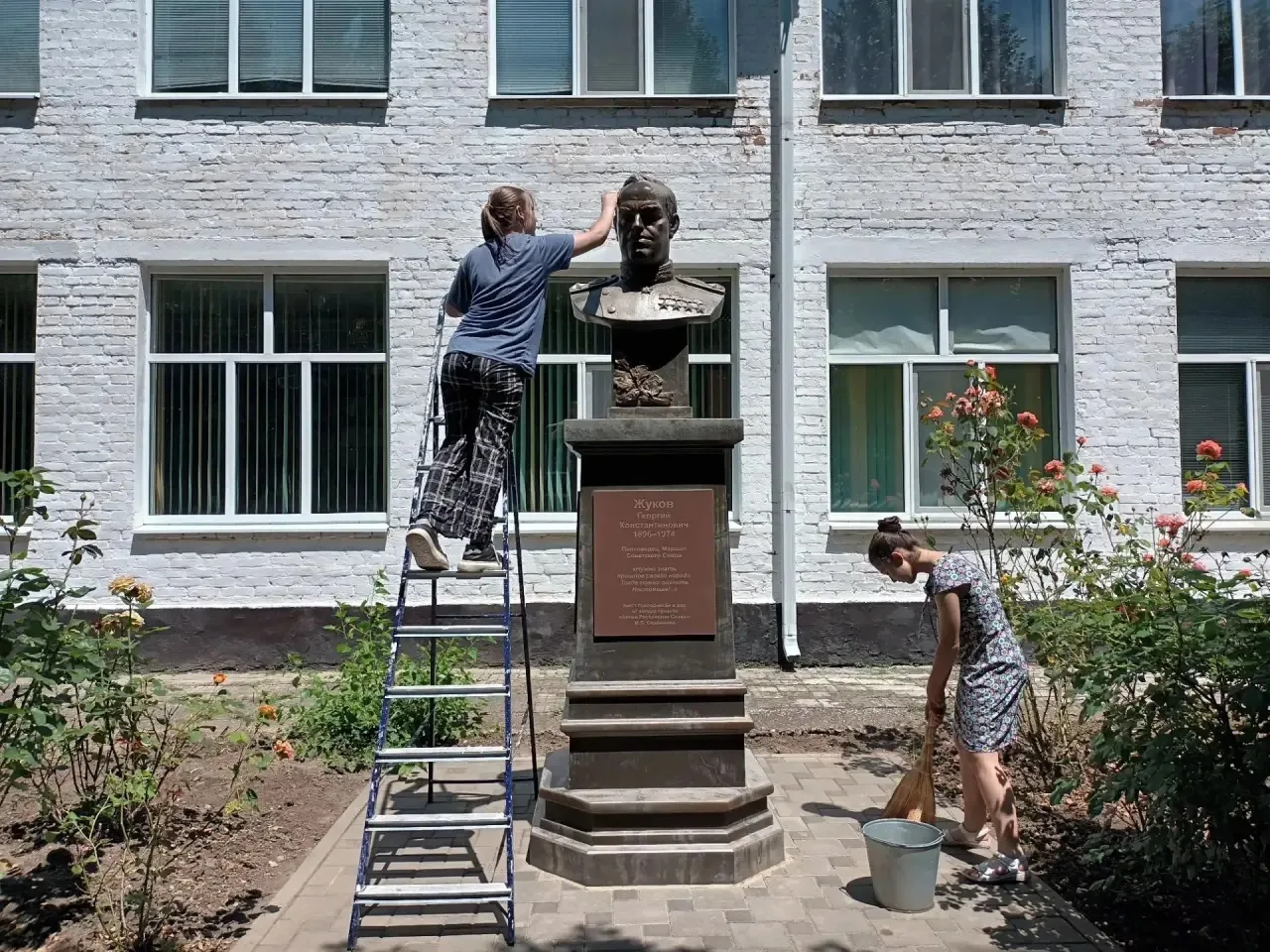В преддверии Дня памяти и скорби, когда вся страна склоняет голову перед подвигом героев Великой Оте