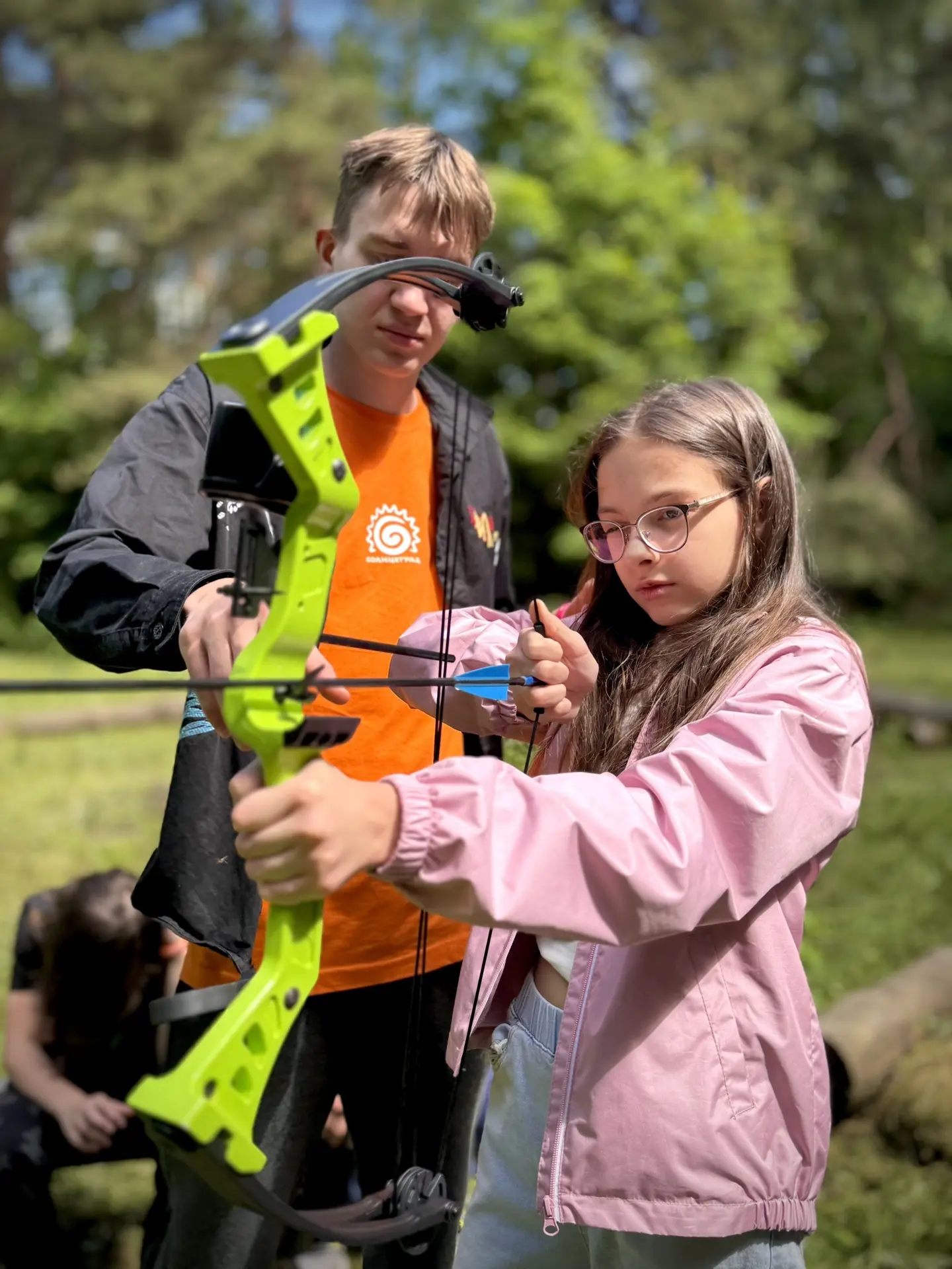 ⚔️🥷🏹🍭😀