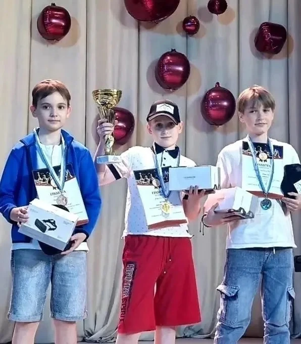 Лето - время побед!!!

♟️♟️♟️С 30 мая по 4 июня в селе Майма (Республика Алтай) проходили соревнован