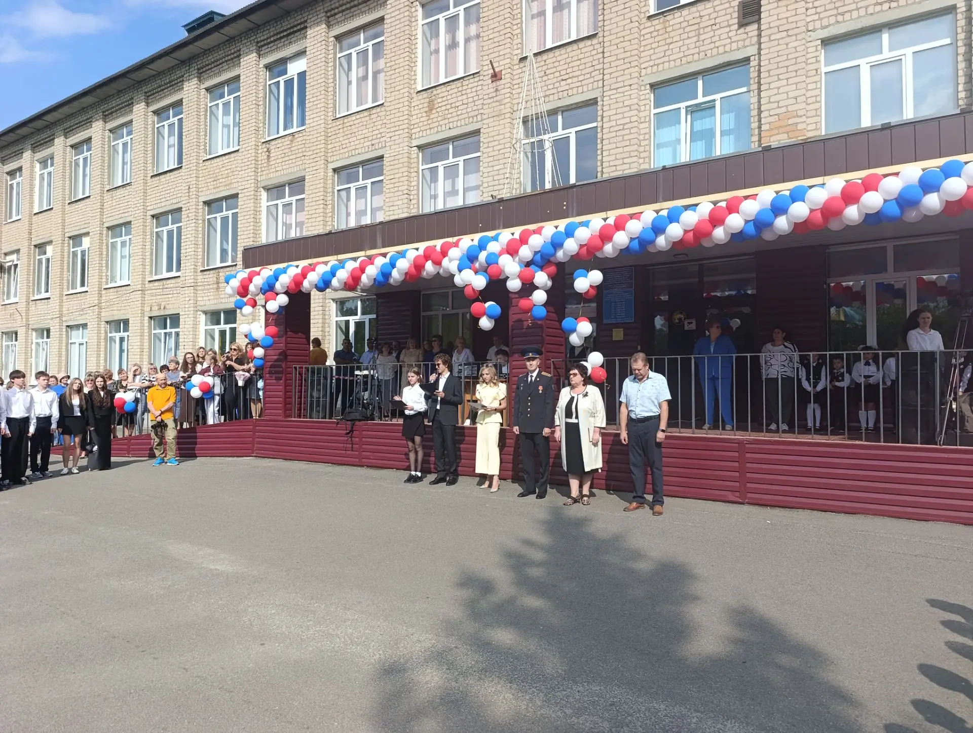 Сегодня, 1 сентября 2026 года, в МБОУ СОШ №26 им. В.С. Гризодубовой прошла торжественна...