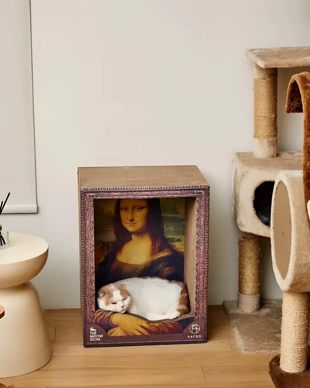 "Нашел для кота идеальную лежанку". 😻