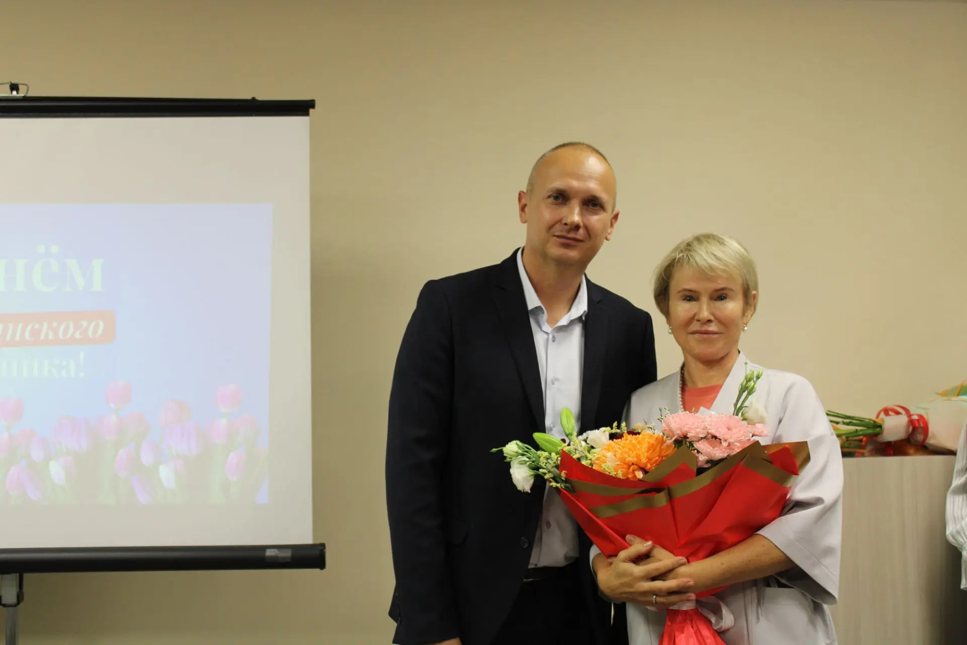 🏥 Сегодня медицинские работники Партизанской городской больницы  принимали поздравлени...