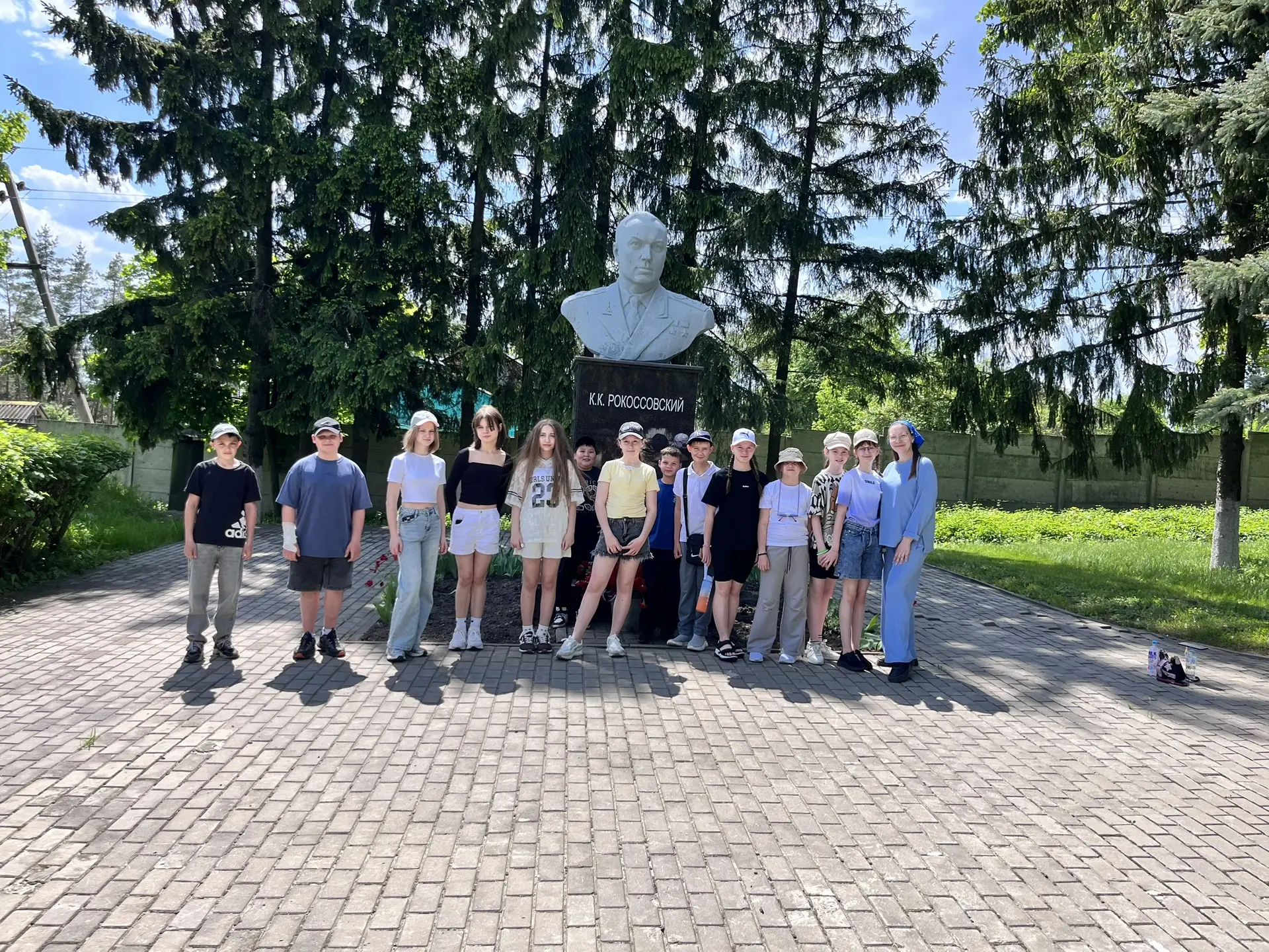 В рамках празднования Международного дня музеев ученики 1А, 3А и 3Б, 4Б и 5Б отправились в увлекател