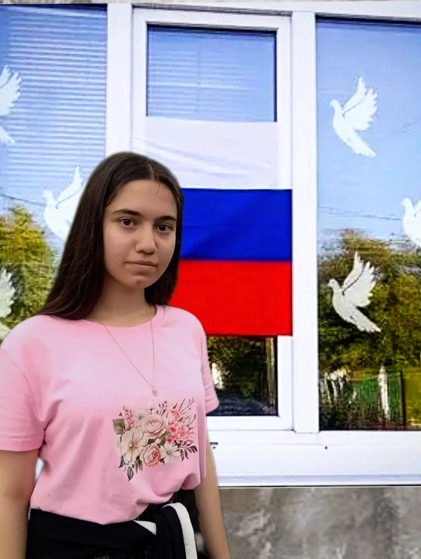 Ученики нашей школы приняли участие во Всероссийской акции "Цвета Родины", приуроченной...