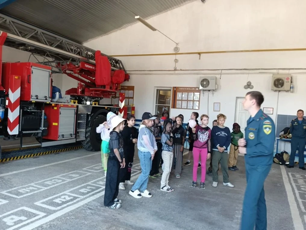 🚒Сегодня для воспитанников профильного лагеря "Движение первых", который организован на базе Центра
