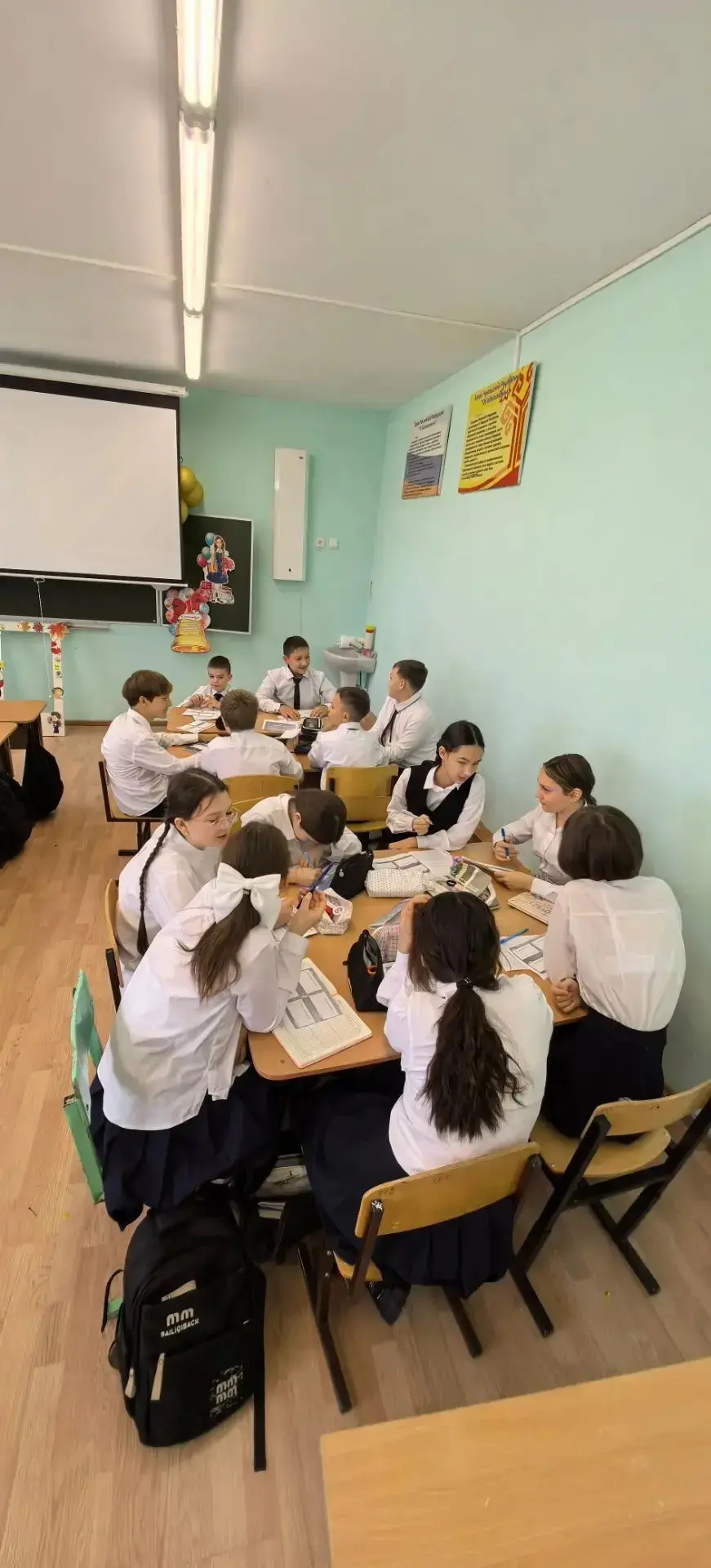 💫В 6 «А» классе — время перемен и новых открытий! Чтобы сплотить ребят и настроить их ...