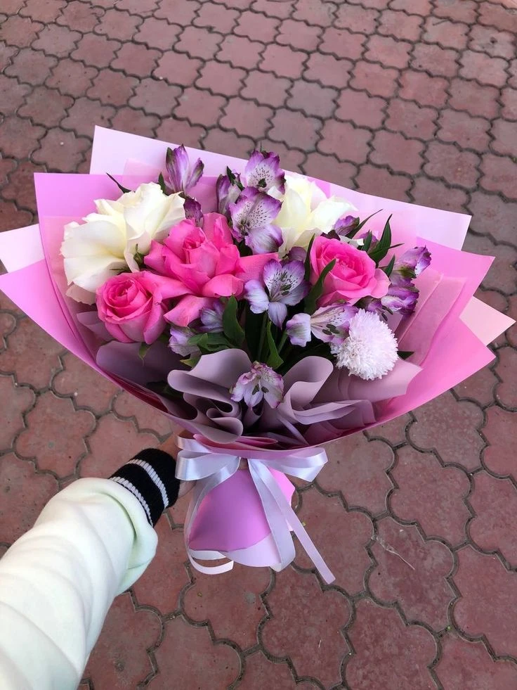 Один товар = разнообразные фото. Вот как это работает с ИИ 📸  Предметная съёмка – это не только белы