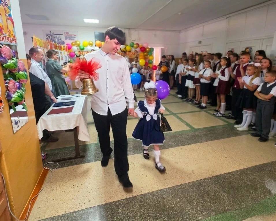 Новый учебный год стартовал! Сегодня все школы Первомайского района распахнули двери, в...