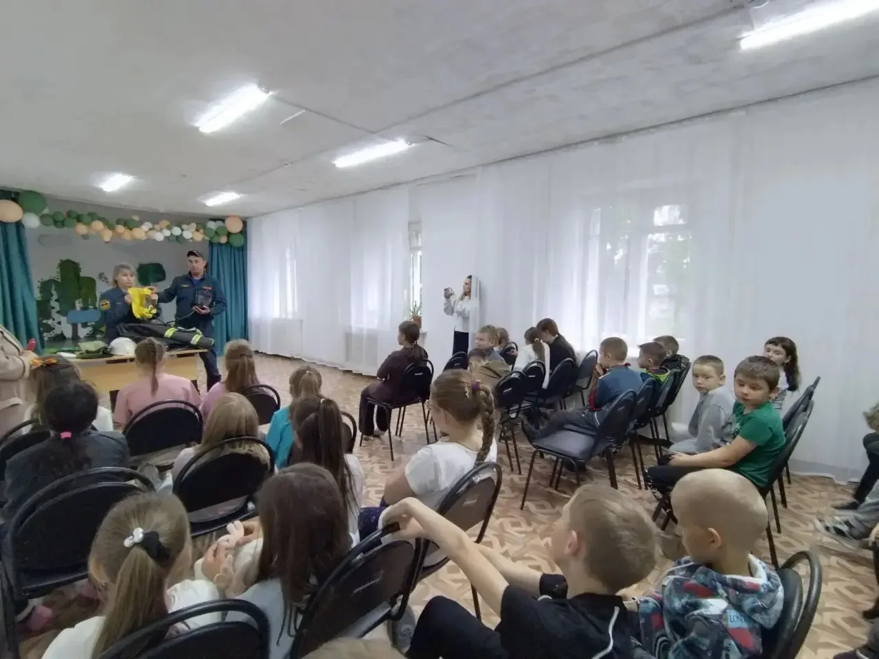 🌿 День восьмой в нашем лагере: ЭКОЛОГИЧЕСКИЙ 🌿У природы нет плохой погоды, а у нас в лагере — нет 
