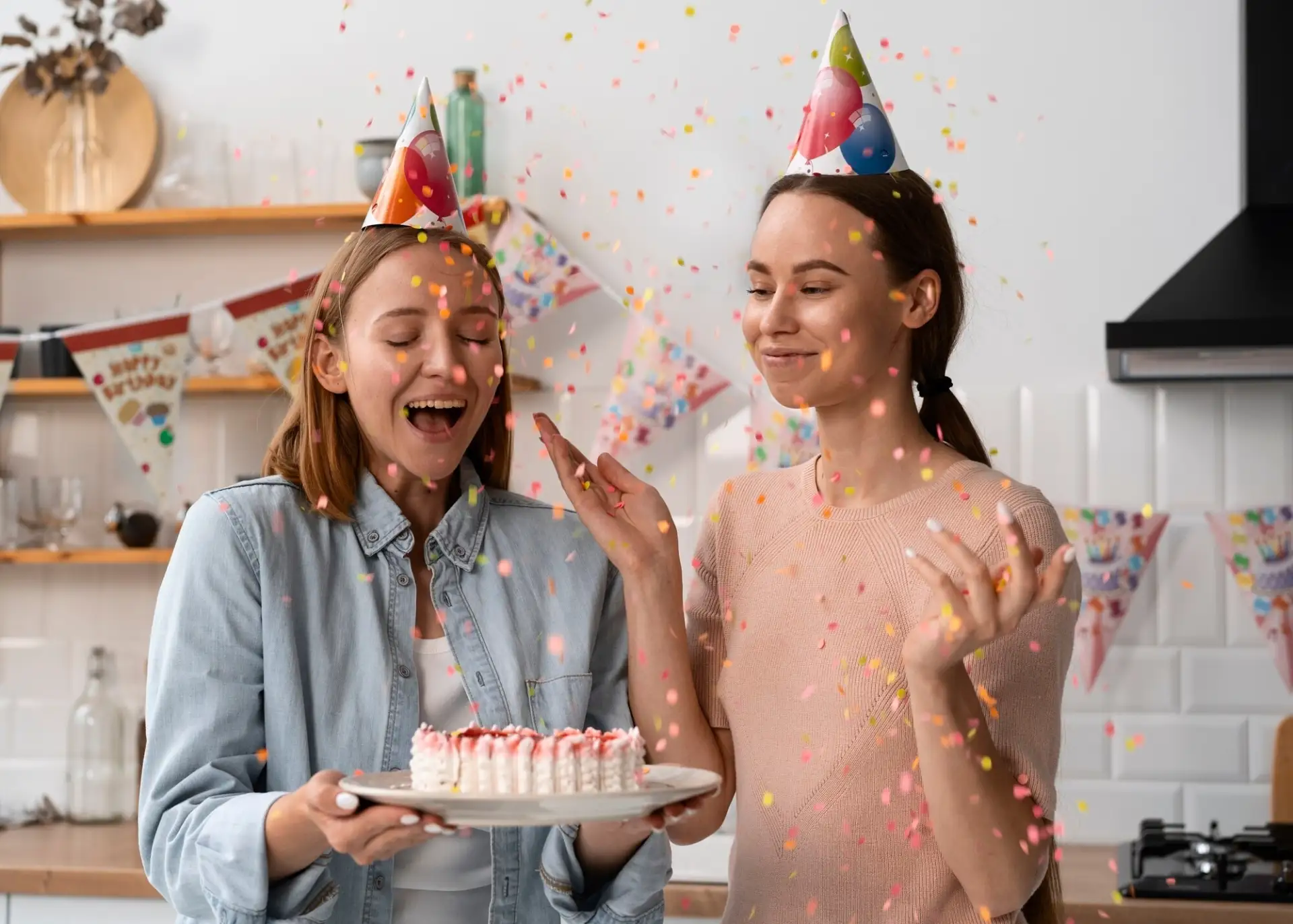Мы в Макс- ⁣https://max.ru/tashkentuzb1 добавляйтесь! 

Поздравляем с Днём рождения🎉 наших сегодняш
