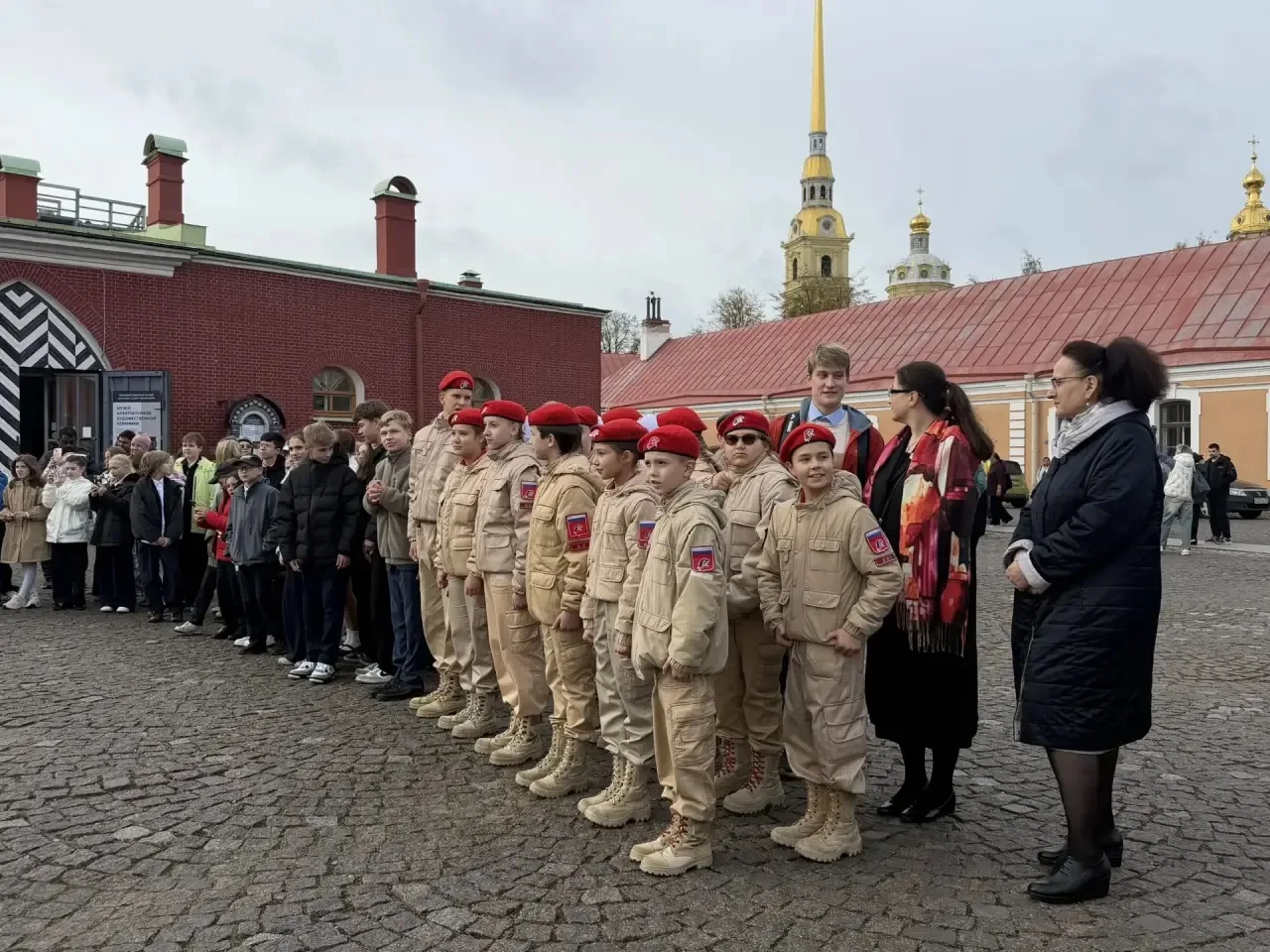 Сегодня у одной из старейших школ нашего района большой праздник: школе №77 исполняется...