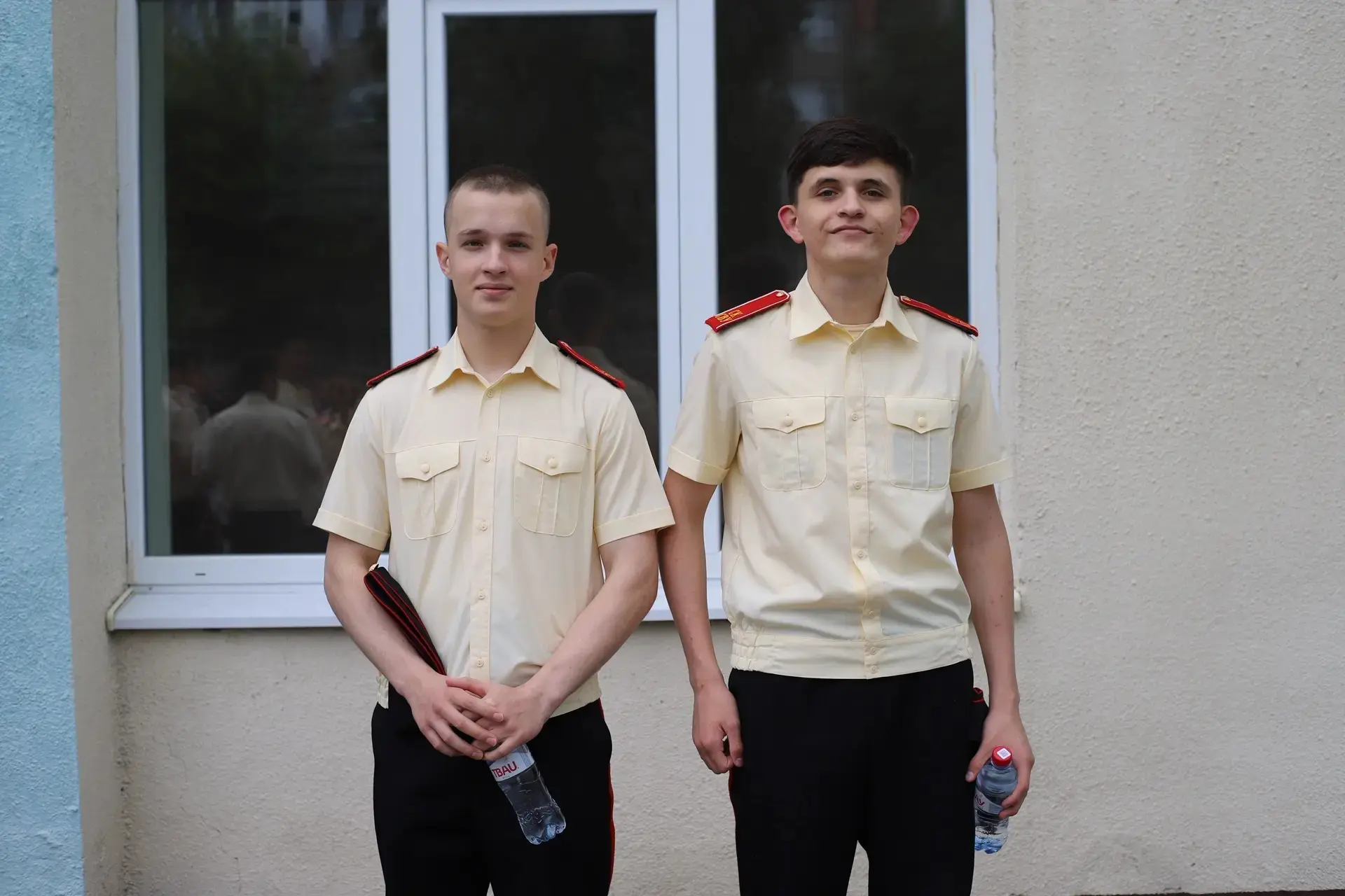 8205 школьников сегодня сдают основной государственный экзамен

В 42 пунктах республики продолжается