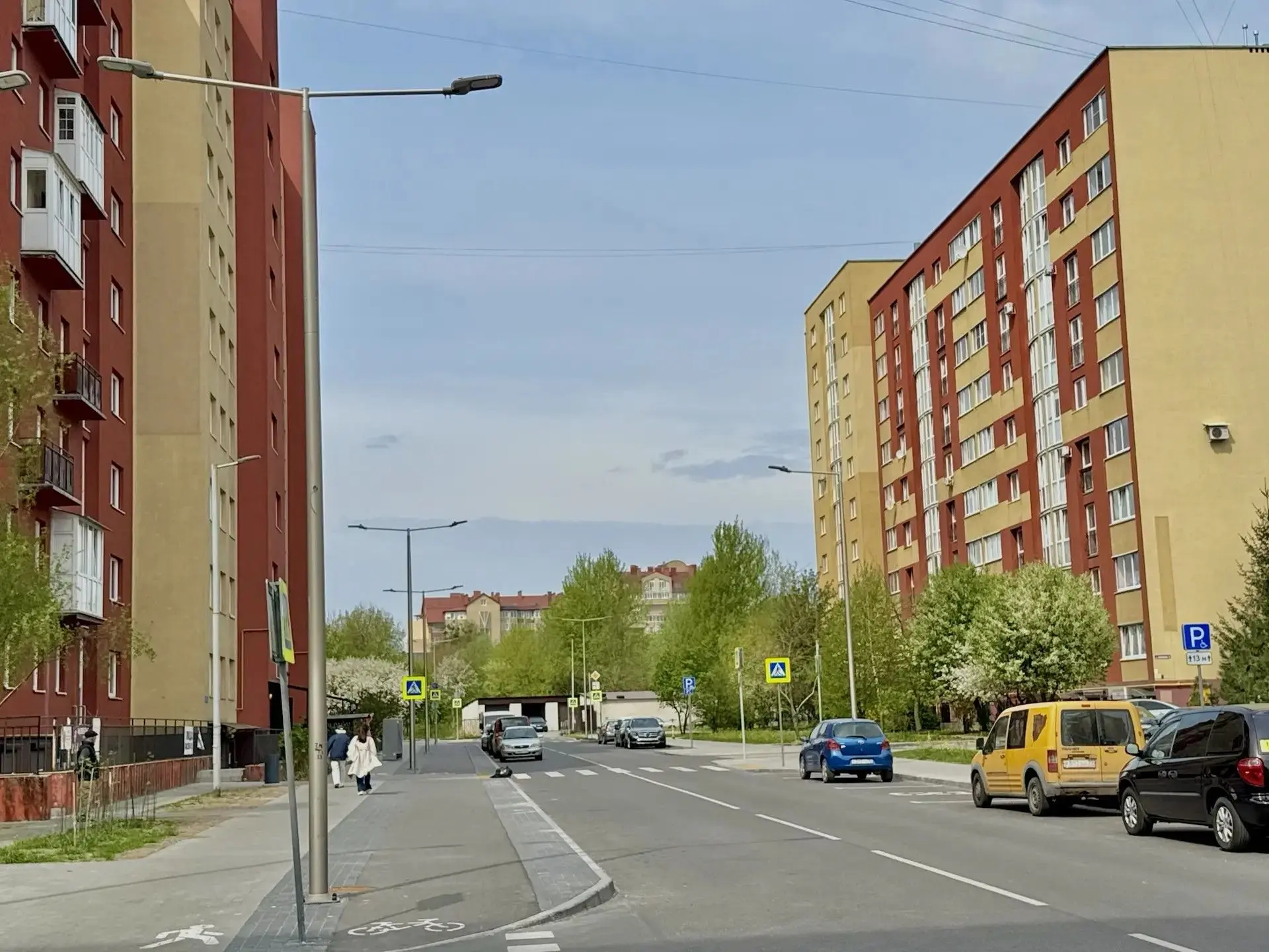 🏙️Современное освещение и инфраструктура улицы Майской
