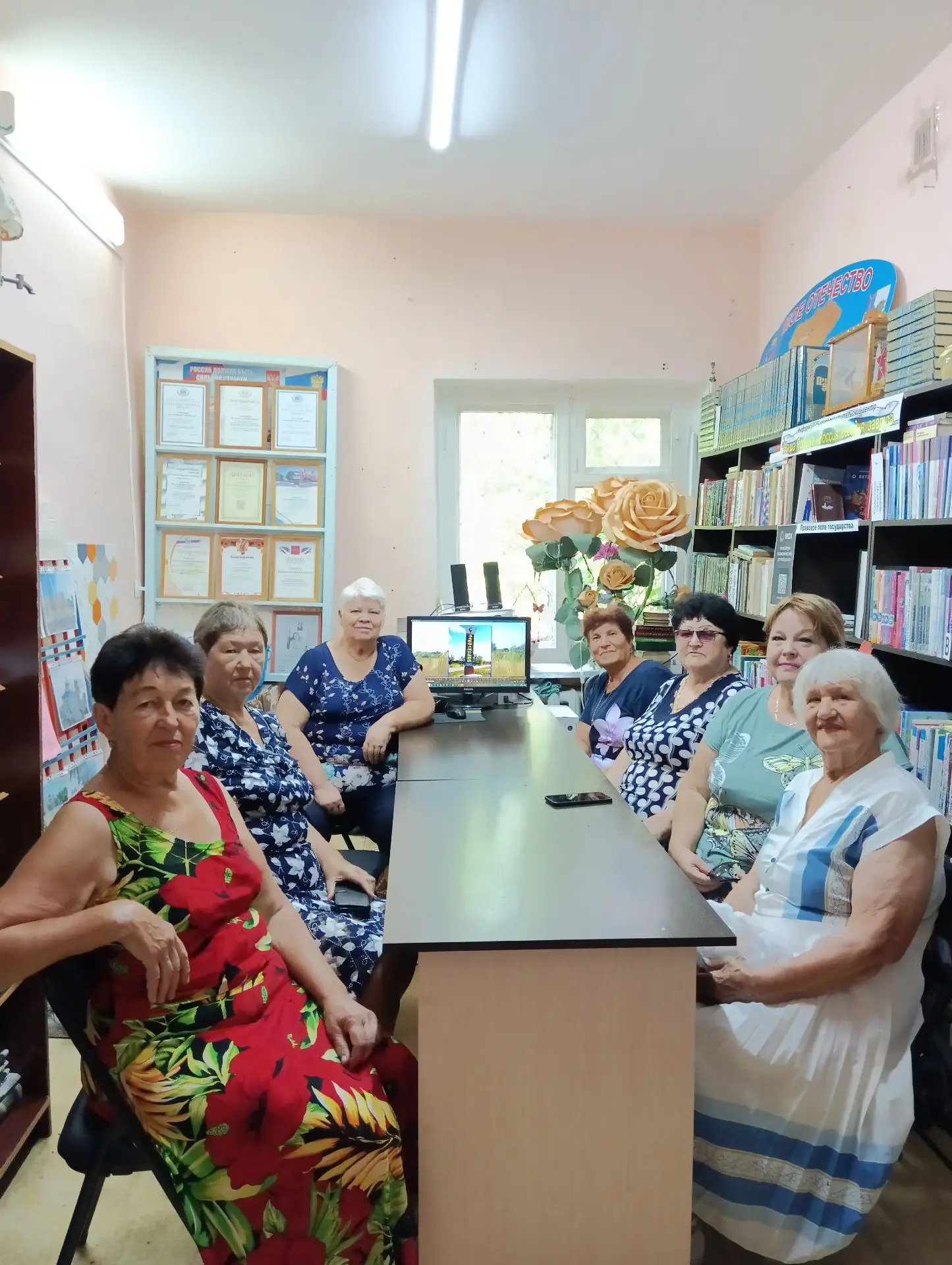 В библиотеке поселка Заволжский очередное заседание клуба по интересам «Литературная суббота» прошло
