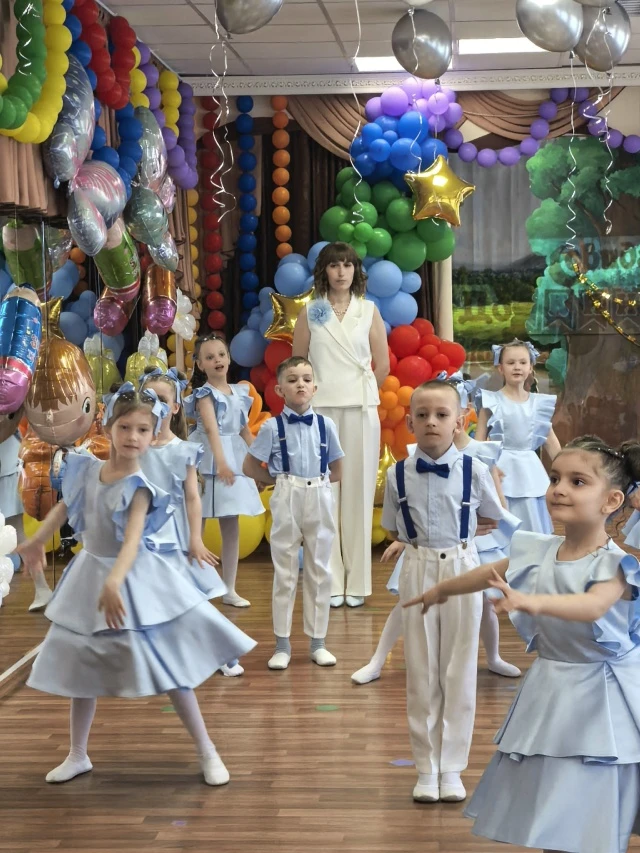 В нашем детском садике проходят выпускные! 🤗