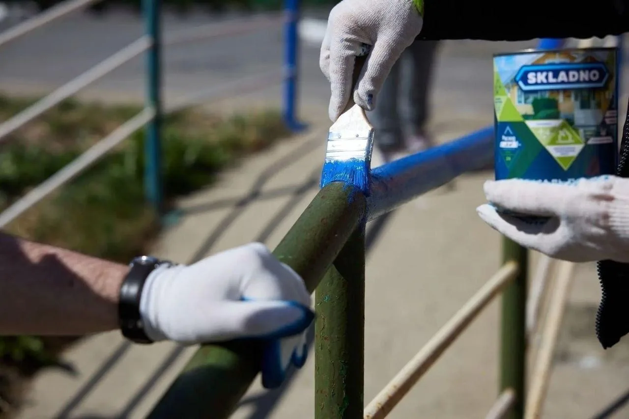 🎨 Анадырь стал ярче

Утро началось с полезного дела: глава города Сергей Спицын вместе с командой и