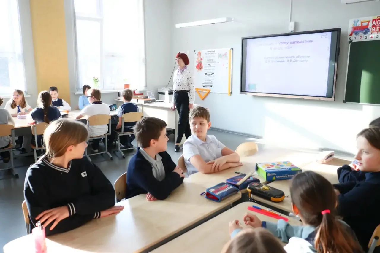 🏫 Провели открытые уроки для родителей будущих первоклассников  Наши первоклассные учителя провели с