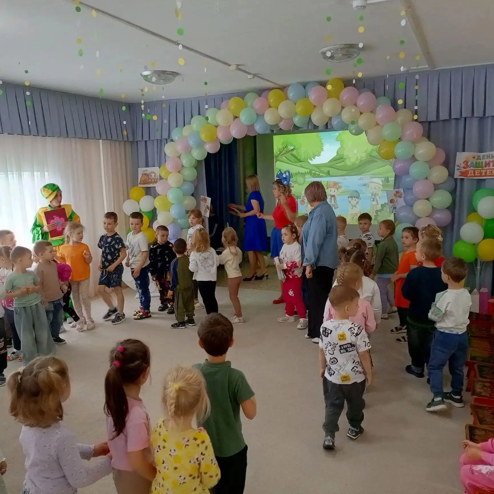 🎨 День ярких красок и летних чудес!