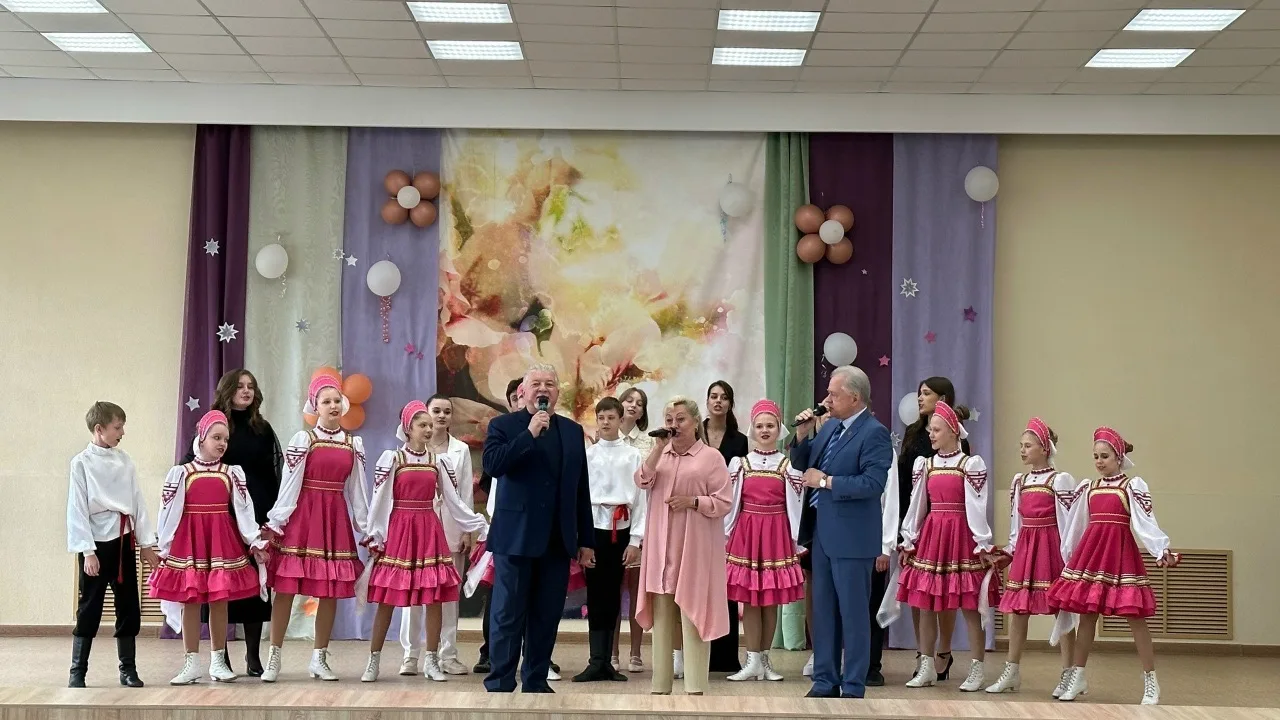 🎤 Представители ВГЛТУ выступили на концерте к 40-летию ветеранского движения Центральн...