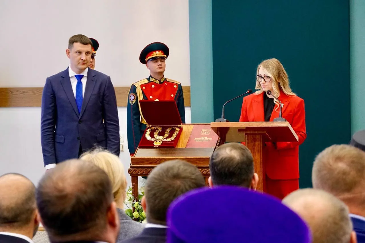 Поздравляю Дениса Семенова с вступлением в должность главы Богородского округа🇷🇺

Денис Олегович —