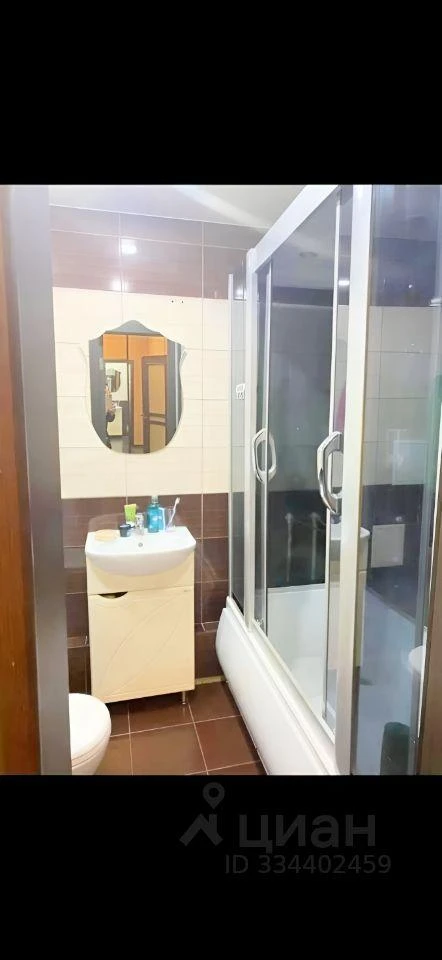 Сдам без посредников: 1-комнатная квартира, 45м²