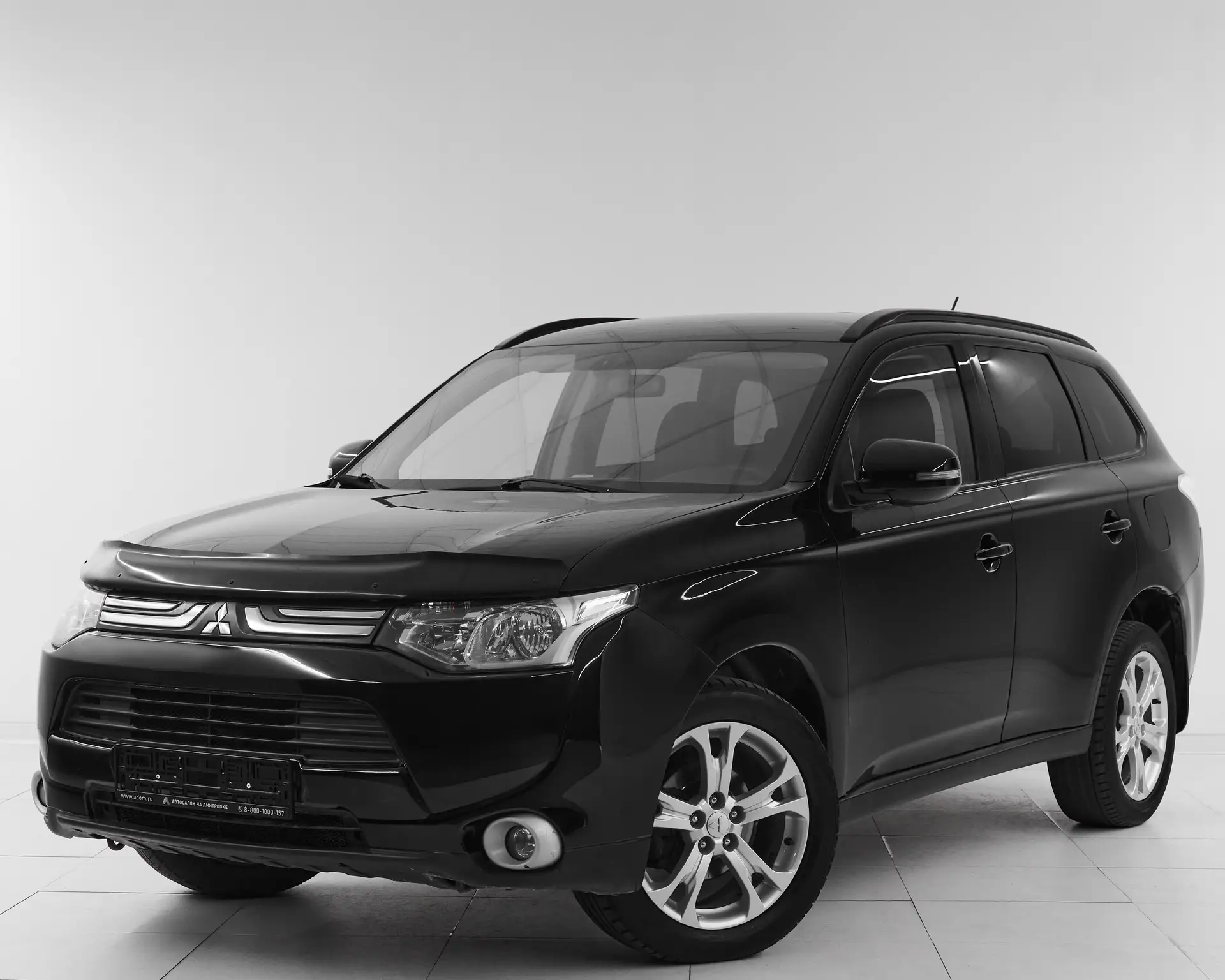 В НАЛИЧИИ Mitsubishi Outlander III 2013 года в комплектации Instyle с пробегом