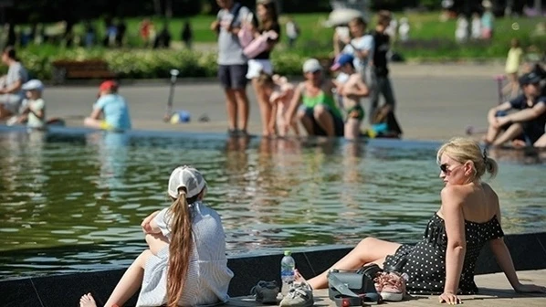 🥵 Россиян предупредили об аномальной жаре летом.  Жителей ждет изнуряющее лето с жаркой погодой и за