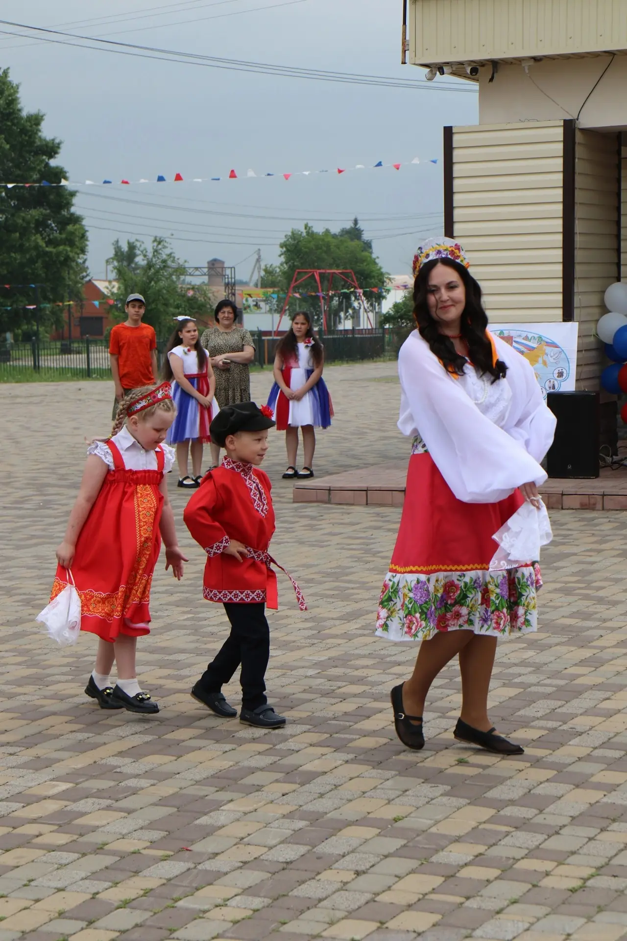Мы разные, но не чужие🤍💙❤️