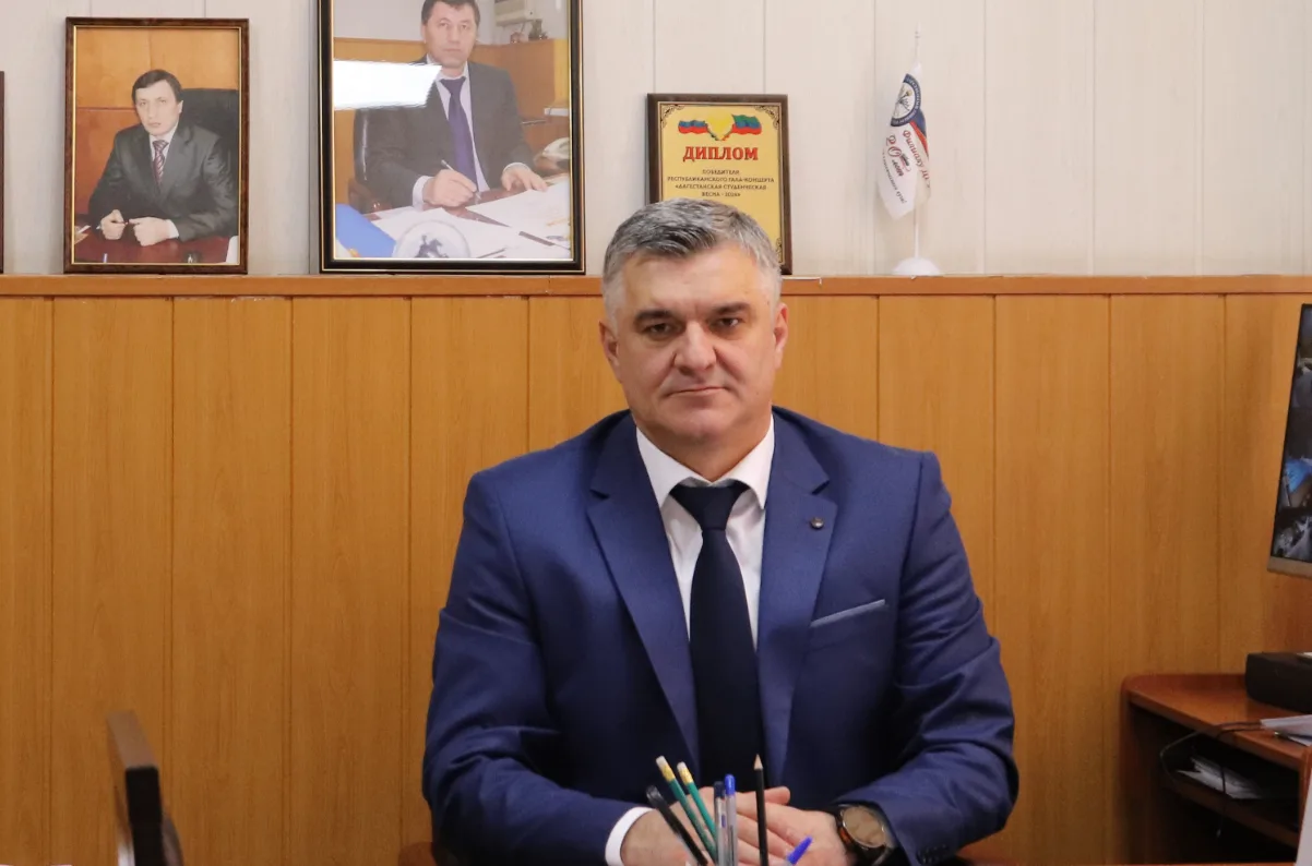🎓 Поздравление директора филиала ДГУ с Днём знаний