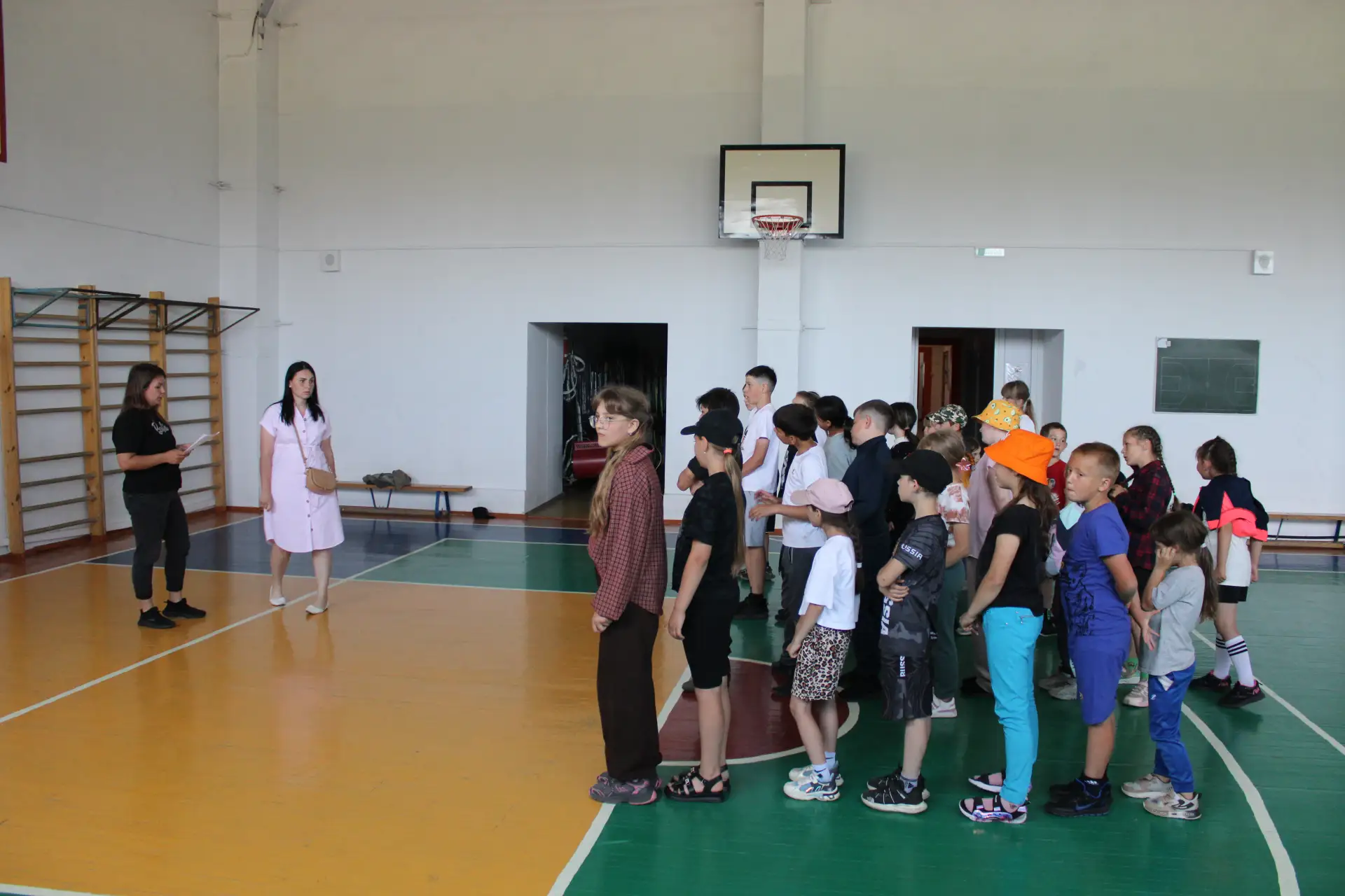 События лагеря "Ангара". 16 июня:

🏃‍♂️‍➡️Какой отряд самый быстрый и ловкий? Это мы узнали благода