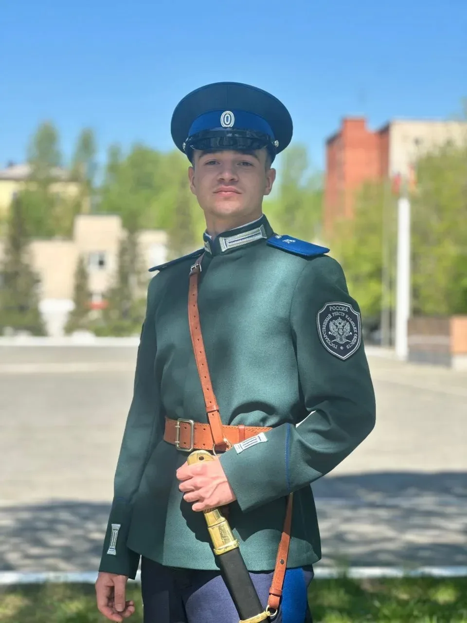 9 Мая, наверное, каждый житель нашей страны смотрит Парад Победы. Восхищается стройными рядами, стро