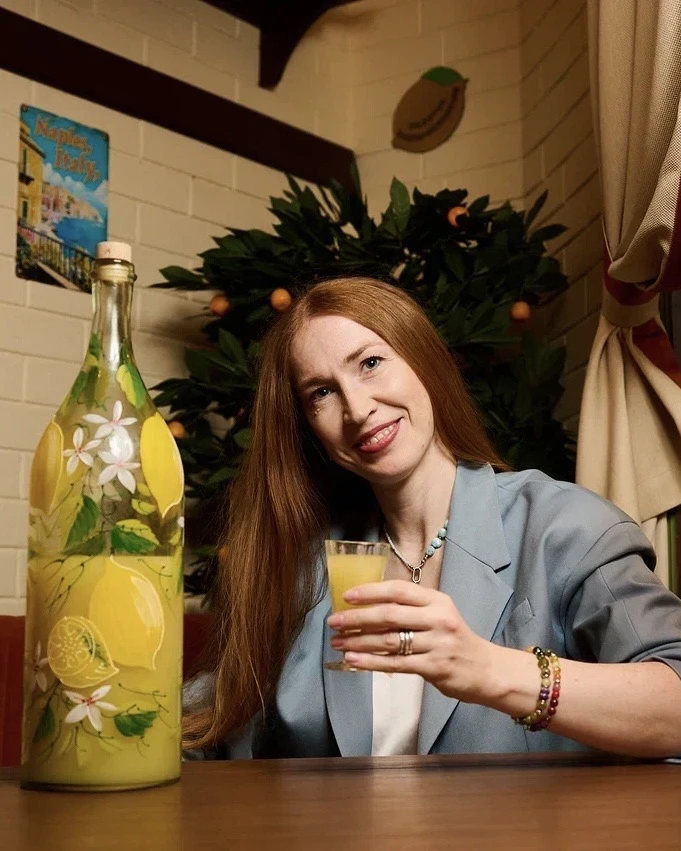 Dolce vita по нашему: всем рюмочку лимончелло за стол 🇮🇹🍋