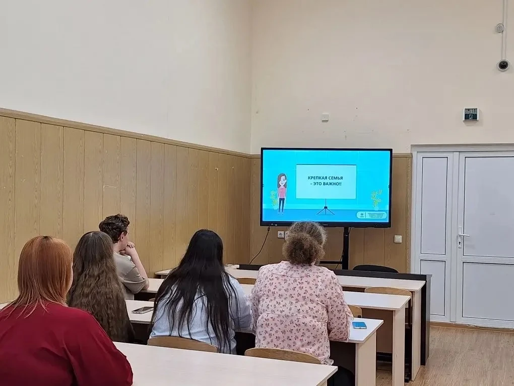 📌30.03.2026 на историческом факультете прошли разговоры о важном на тему "Крепкая семь...