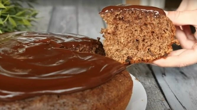 Шоколадныи‌ пирог «1 Минутка»
🍰🍰🍰🍰🍰🍰🍰🍰🍰

Нам понадобится:
✅ Яйца — 4 шт.
✅ Растительное мас