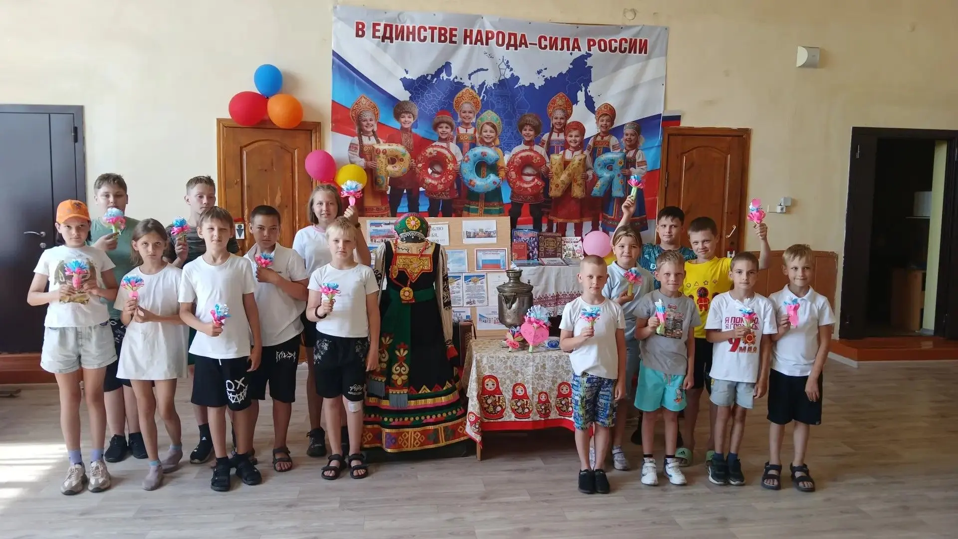 Сегодня прошел десятый день в лагере "Родничок" МКОУ Песковатская ООШ. День был насыщен предпразднич
