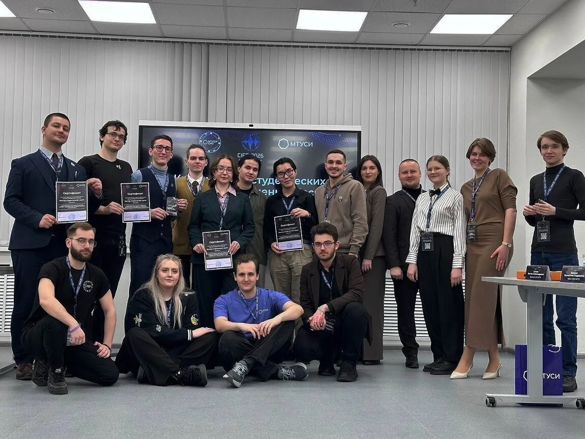 Новости от нашего СНО ✨  Делегация СНО МГПУ приняла участие в круглом столе студенческих научных объ