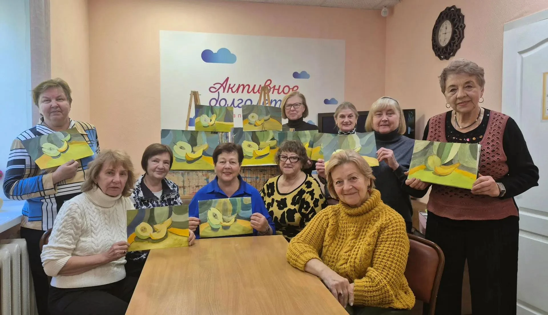 50 оттенков зелёного: рисовали яблоки 🍏🎨