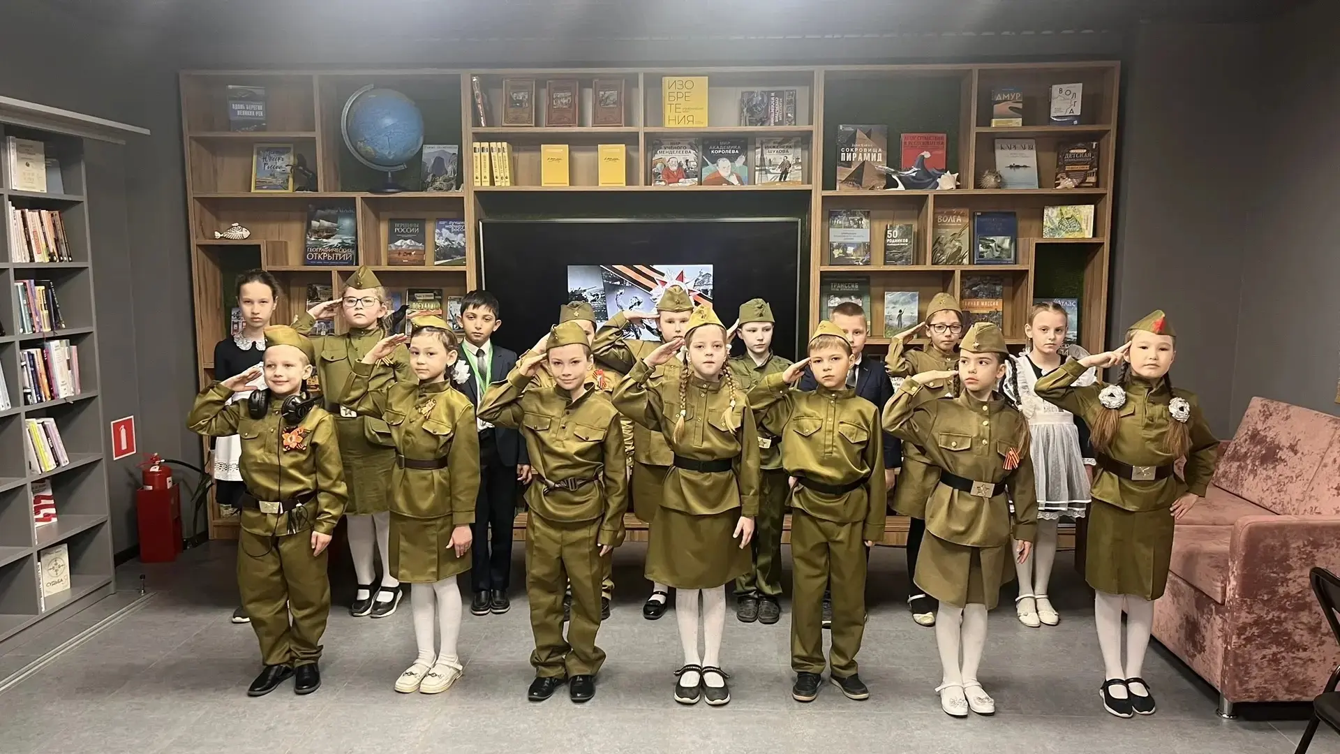 🗣️Ученики 2В класса, 1 корпуса под руководством Носковой С. А. , учителя начальных классов и Абакумо