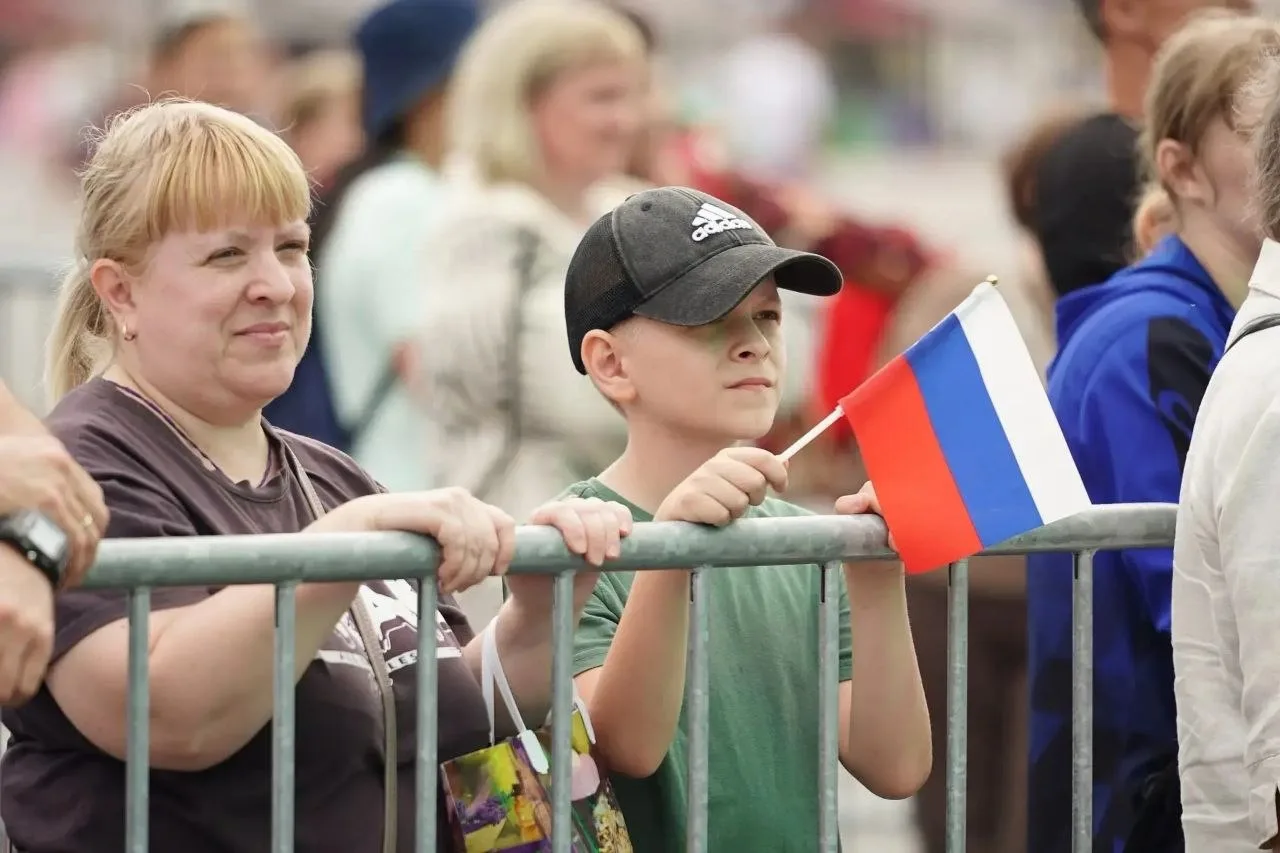 🇷🇺❤️День России и День города в самом разгаре 

Московская площадь сегодня стала главной площадкой