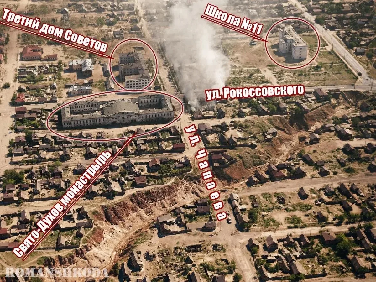 Краевед из Волгограда Роман Шкода объяснил происхождение необычной диагональной дороги, которую мест