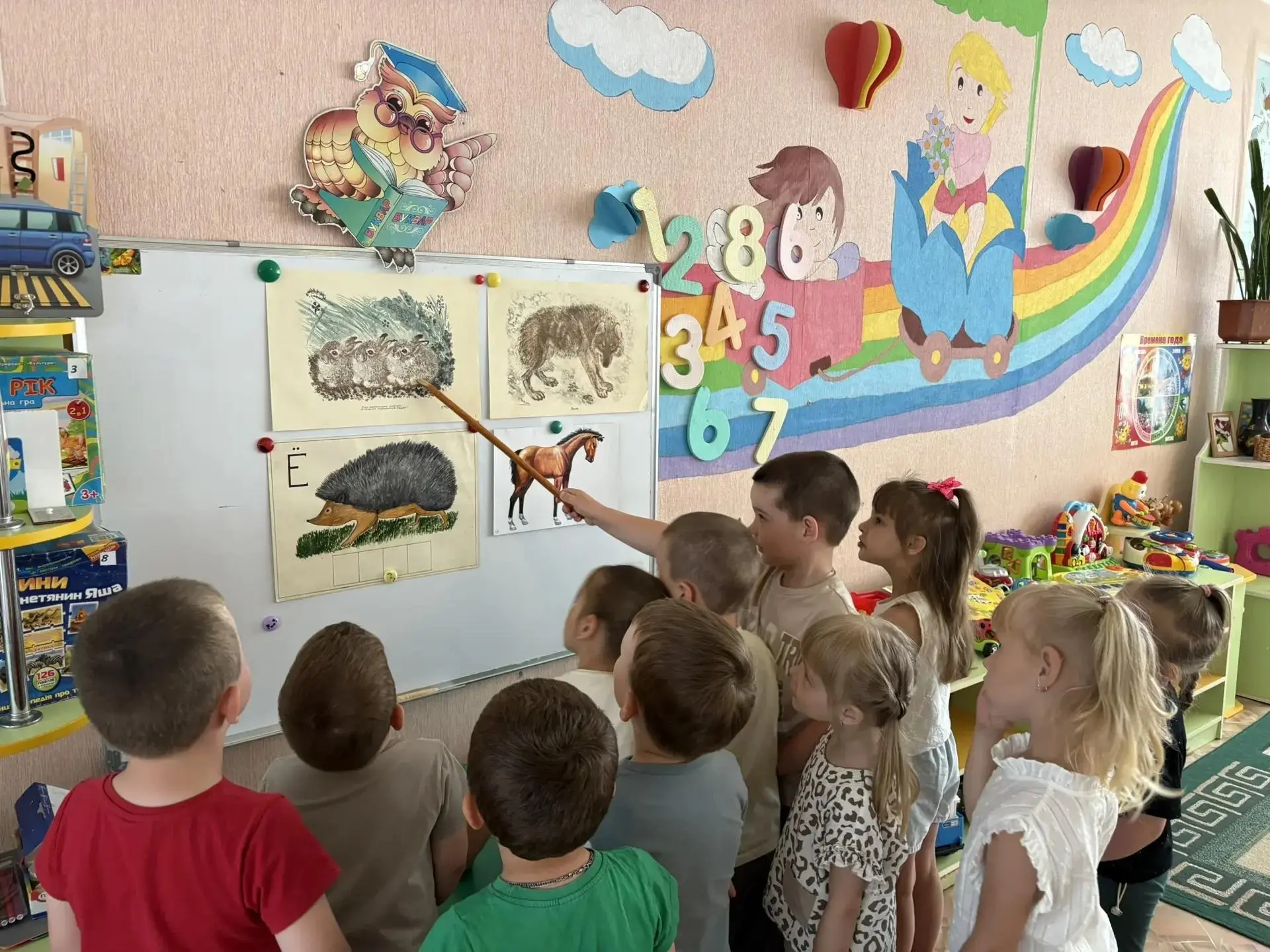 🦜День животных - это прекрасный повод рассказать ребятам средней группы Пчелки🐝 об удивительном ми