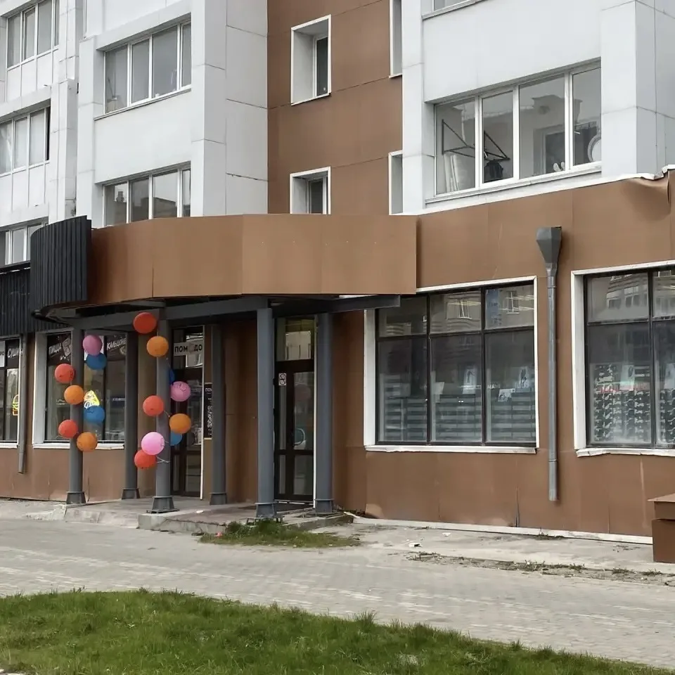 Несогласованную вывеску демонтировали на проспекте Губкина