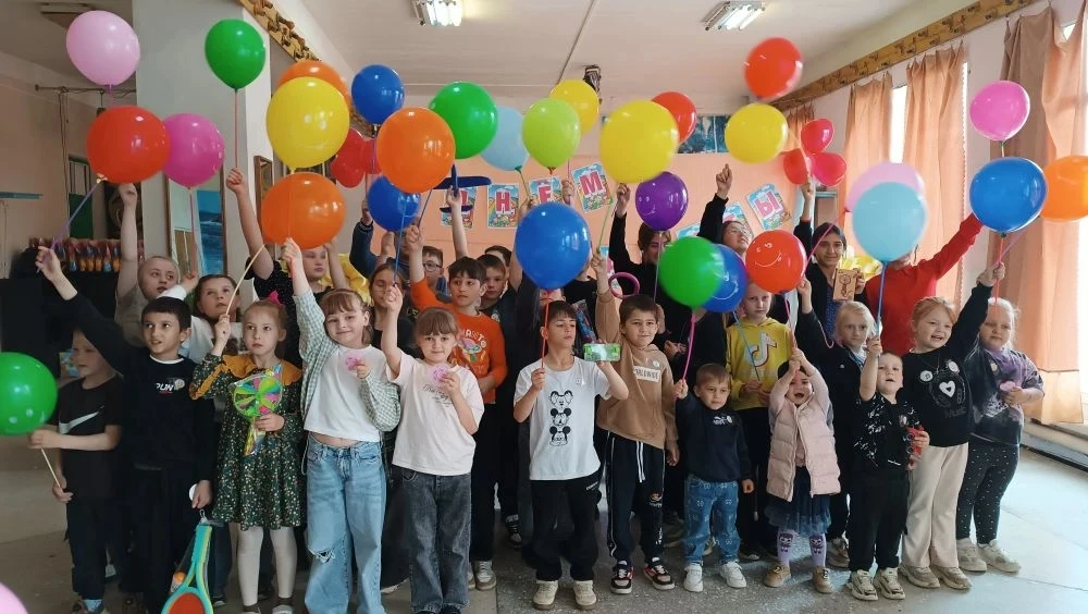 В первый день лета, 1 июня, Кормовский СДК традиционно устроил большой праздник для сам...